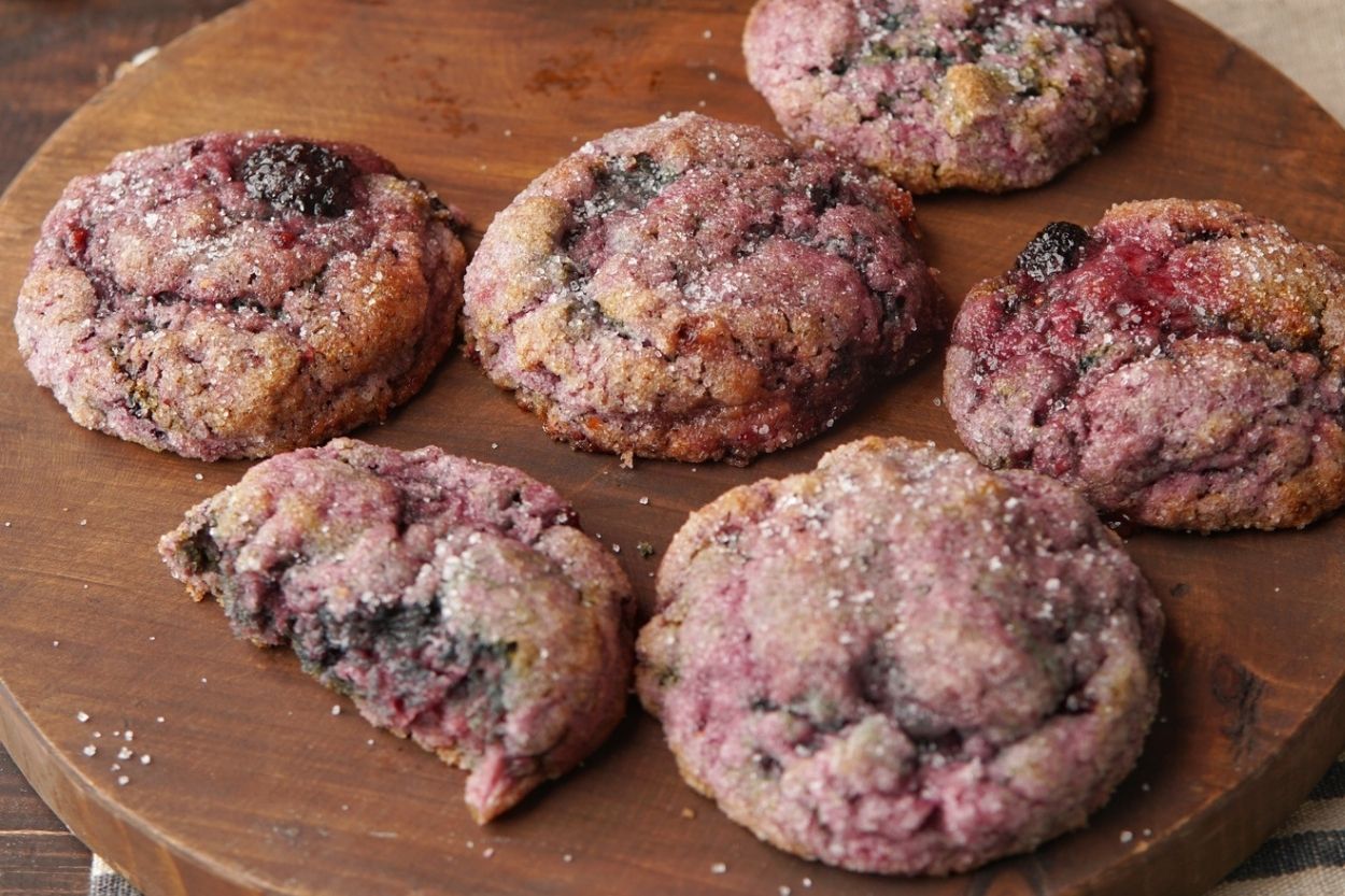 Tereyağlı Orman Meyveli Kurabiye Tarifi