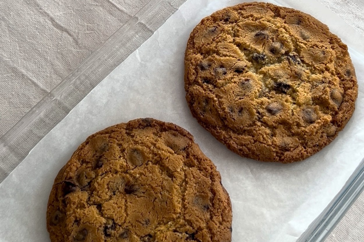 XXL Çikolata Parçacıklı Cookie