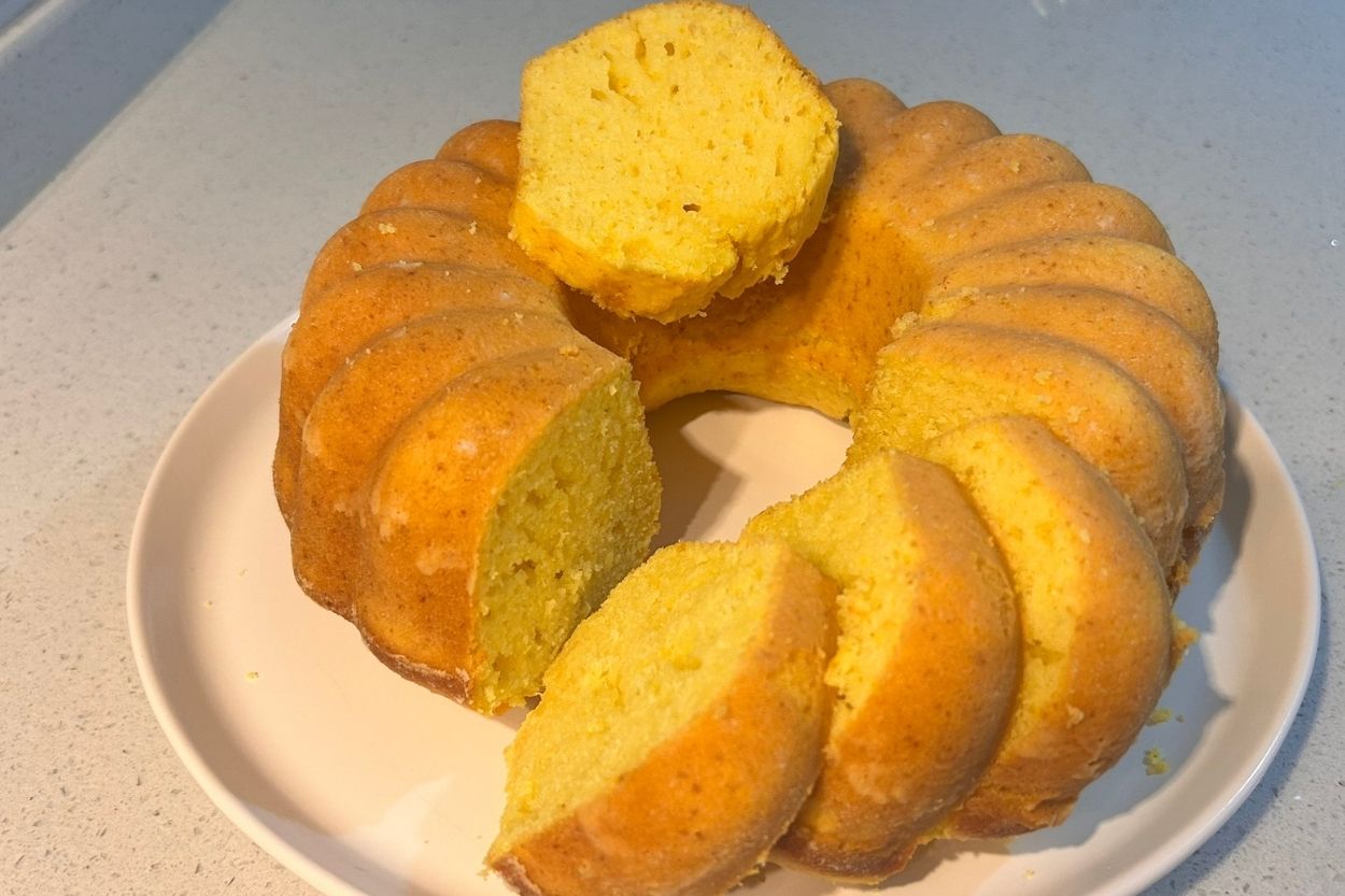 Zerdeçallı Limonlu Kek Tarifi