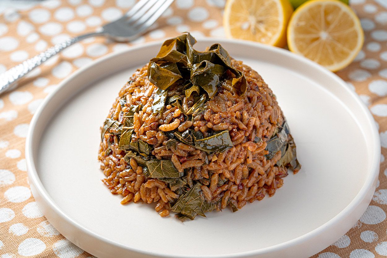 Asma Yapraklı Pirinç Pilavı Tarifi