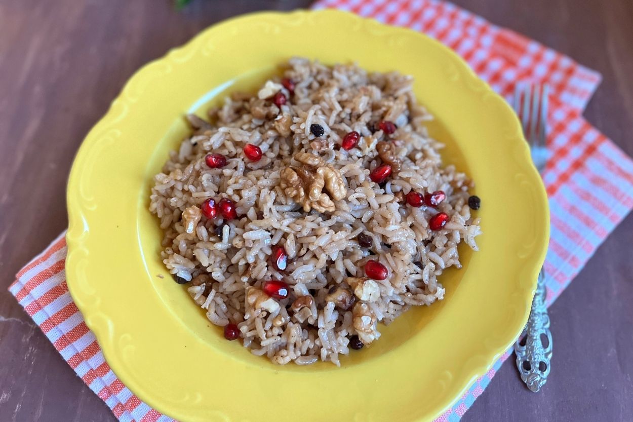 Cevizli Pilav Tarifi