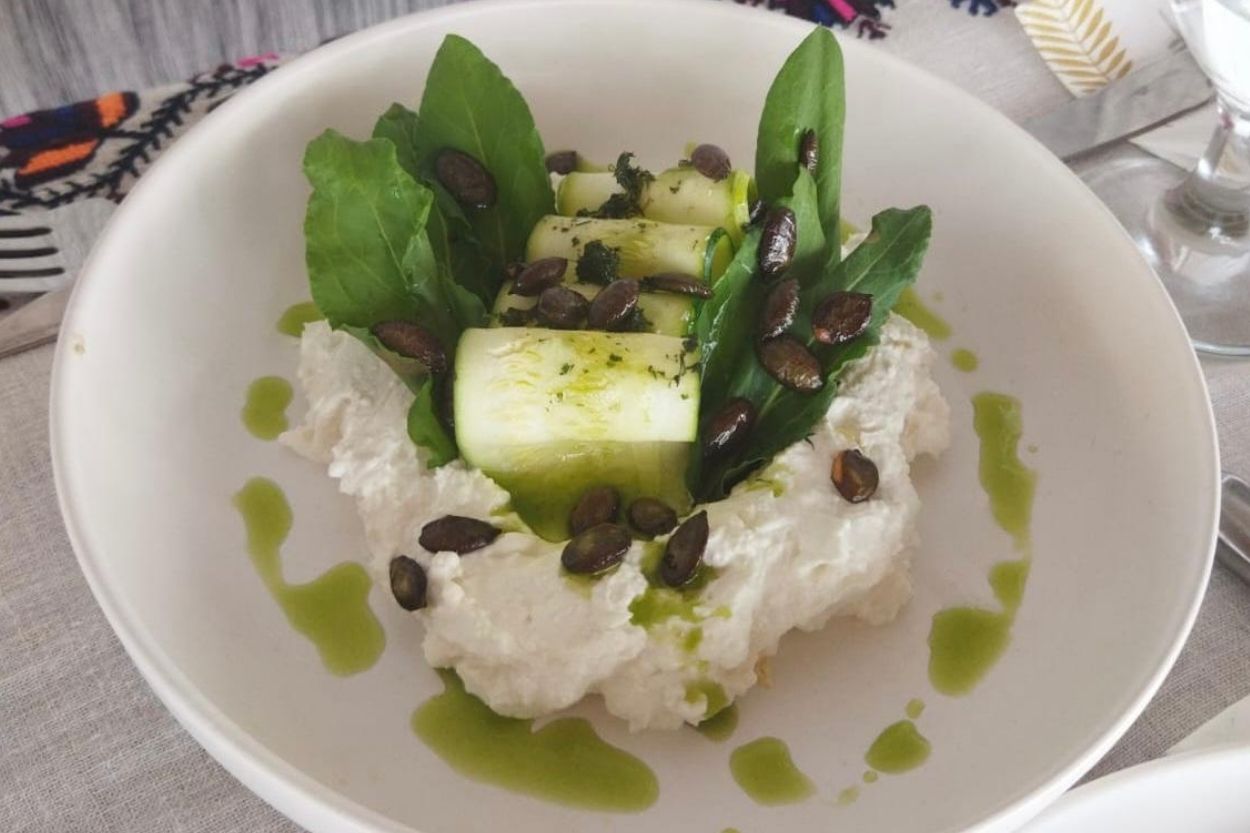 Peynirli Kabak Salatası Tarifi