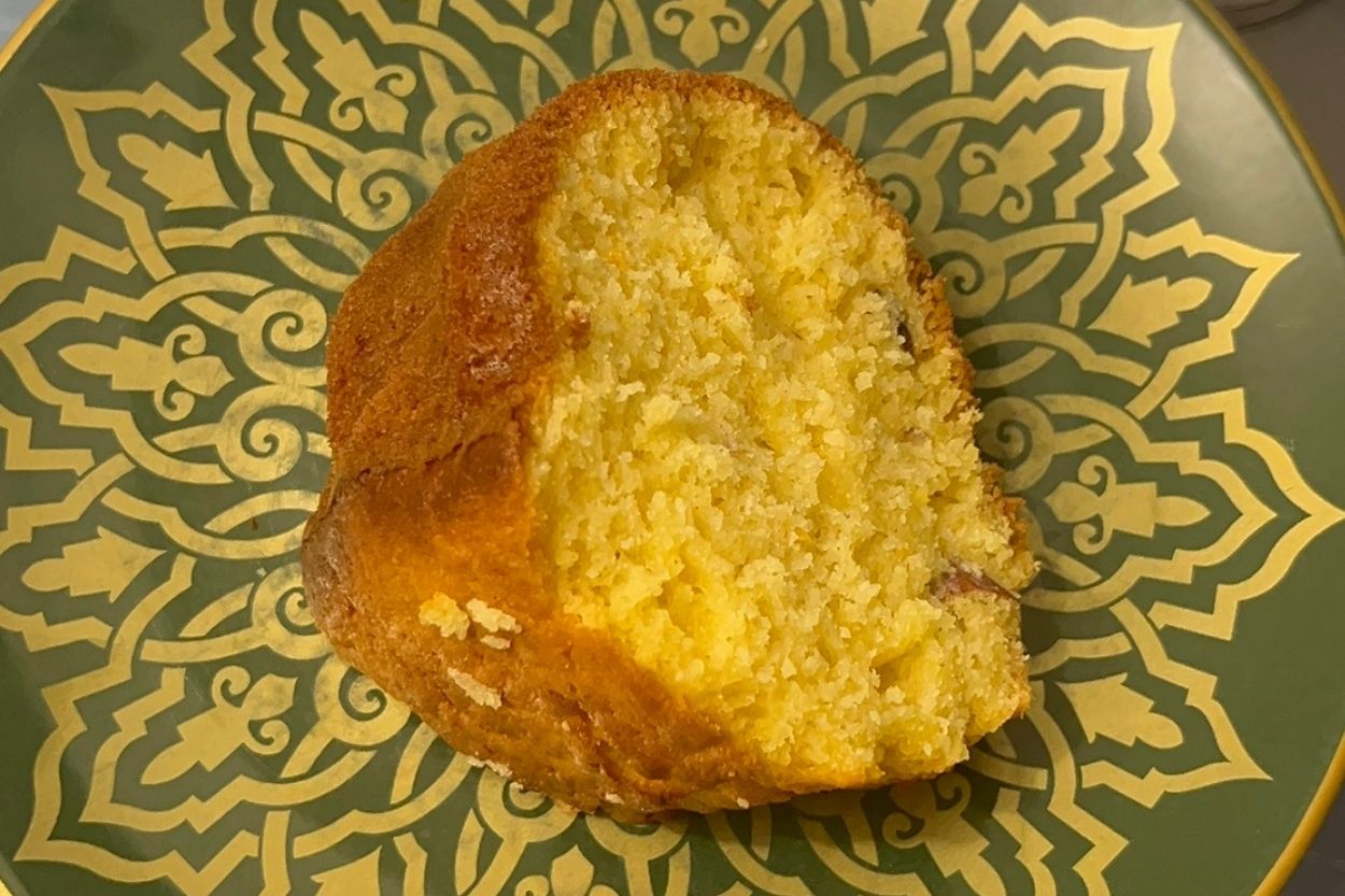 Portakallı Ballı Bademli Kek Tarifi