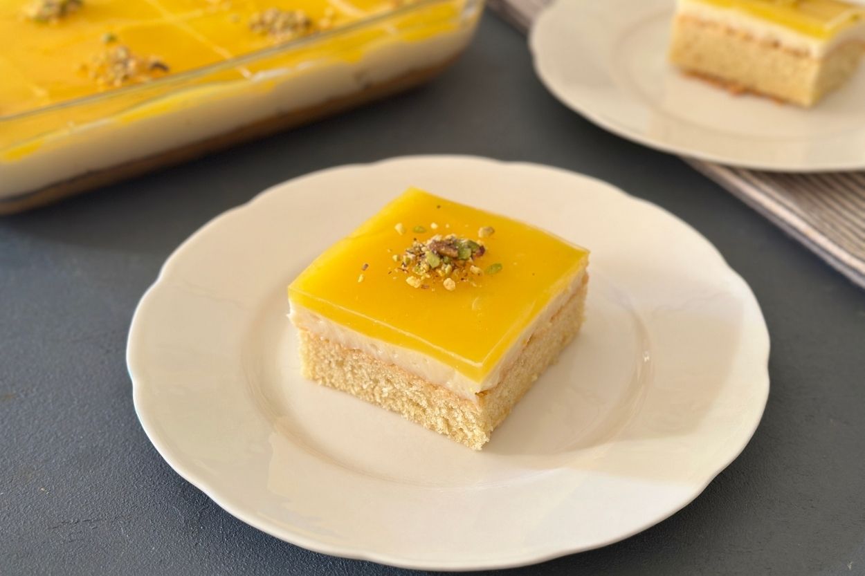 Portakallı Muhallebili Kek Tarifi