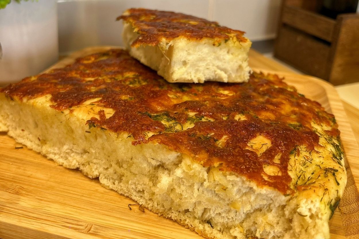 Sarımsaklı Pizza Ekmeği Tarifi