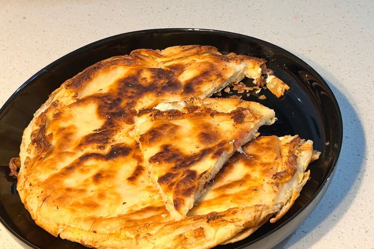 Tavada Pratik Lavaş Böreği Tarifi