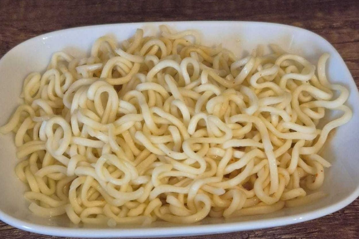 Tencerede Noodle Tarifi