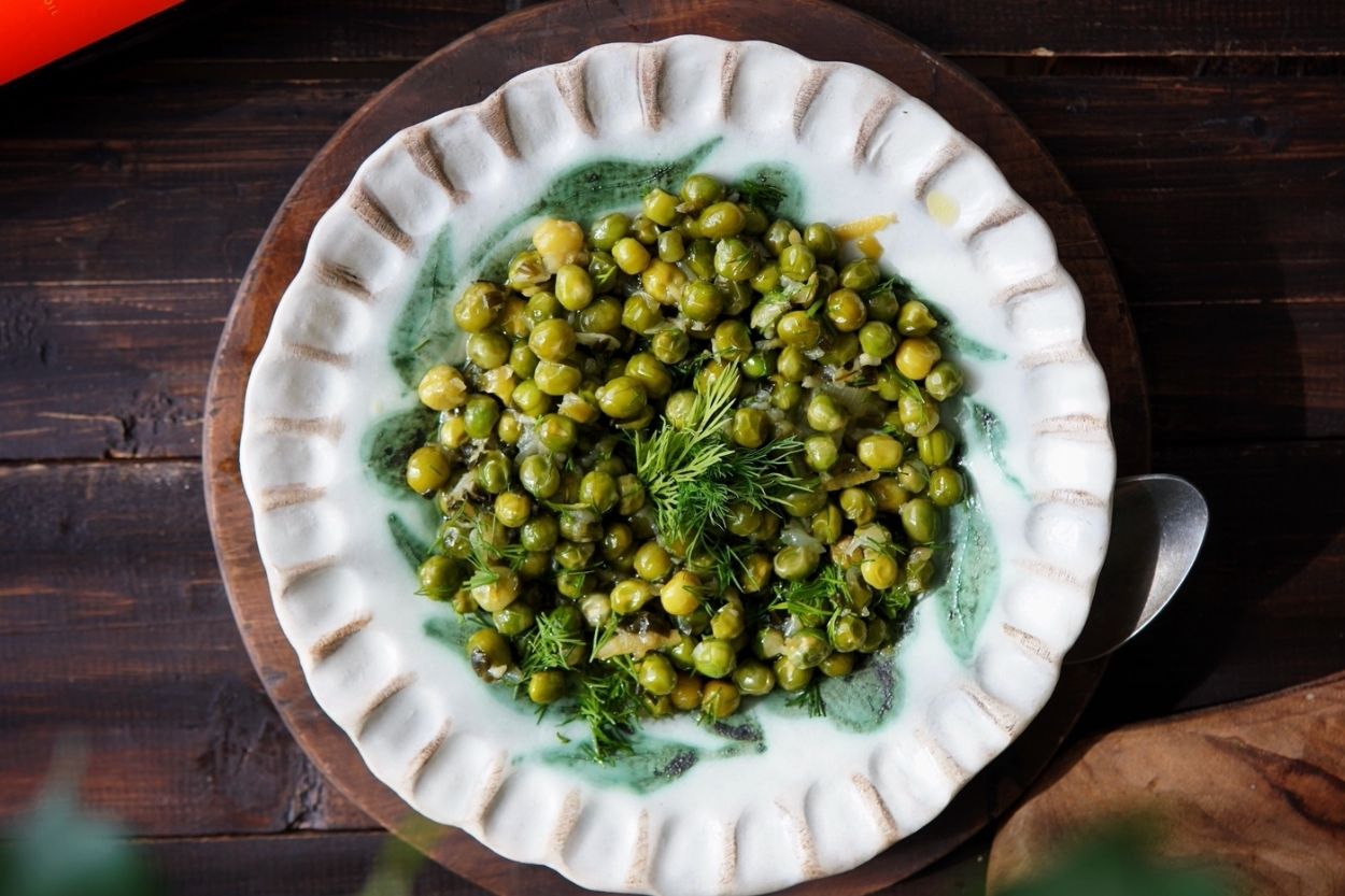 Zeytinyağlı Bezelye Yemeği Tarifi