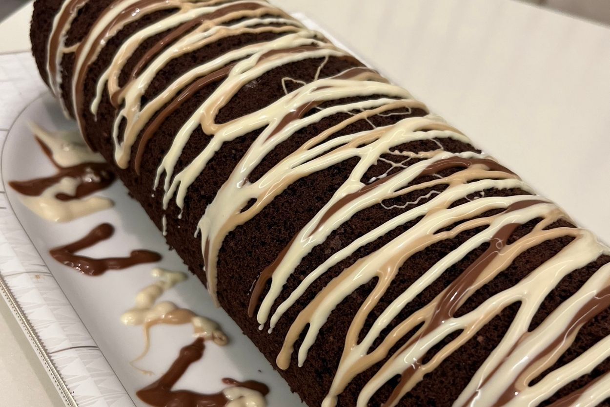 Bütün Rulo Pasta Tarifi