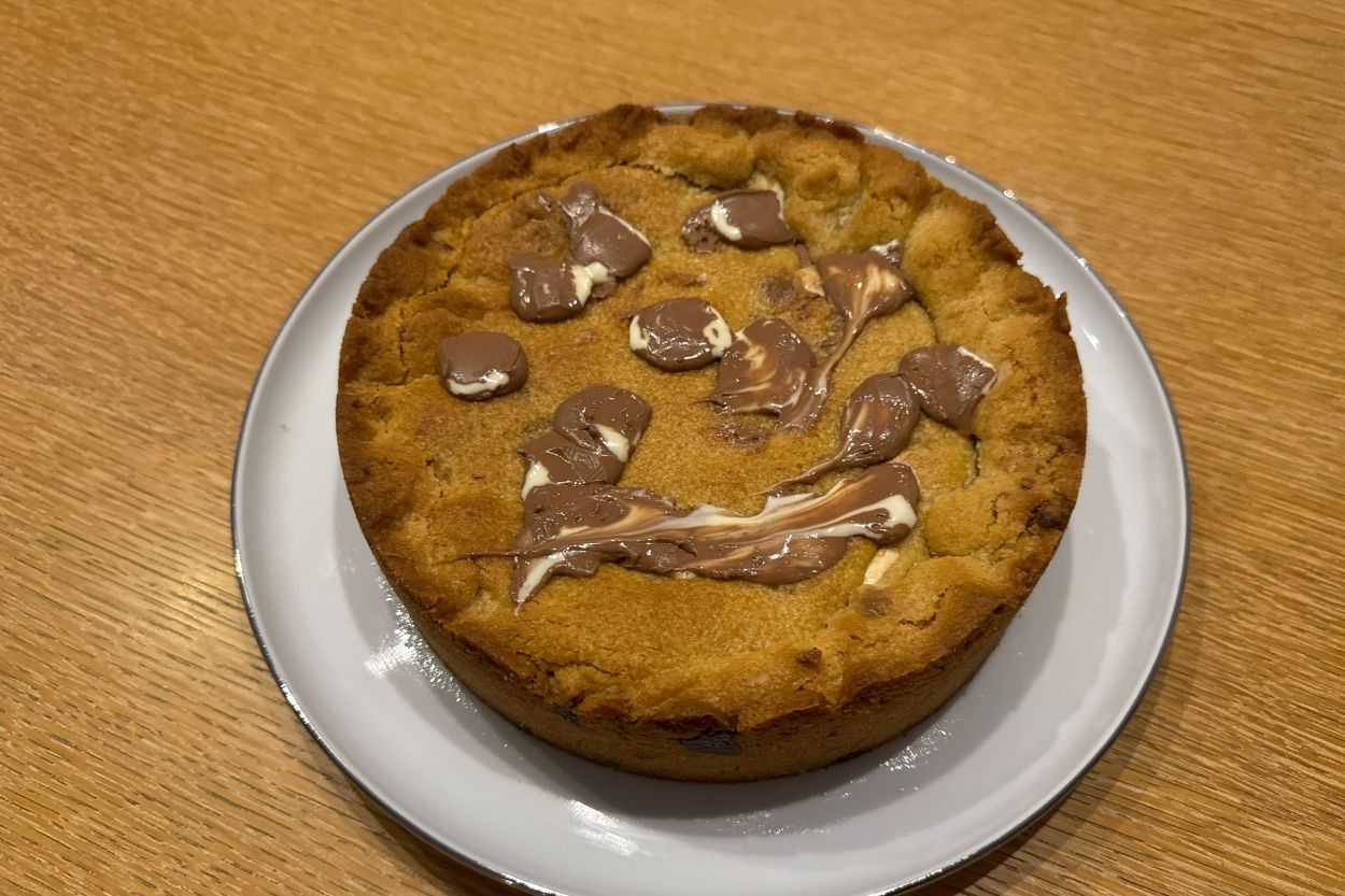 Çikolata Dolgulu Dev Kurabiye Tarifi