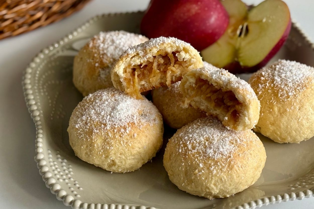 Elmalı Islak Kurabiye Tarifi