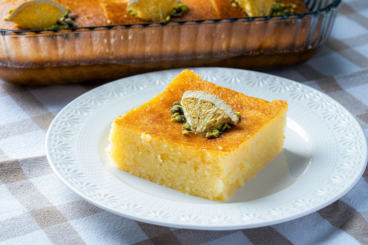 Portakal Şerbetli İrmik Tatlısı Tarifi