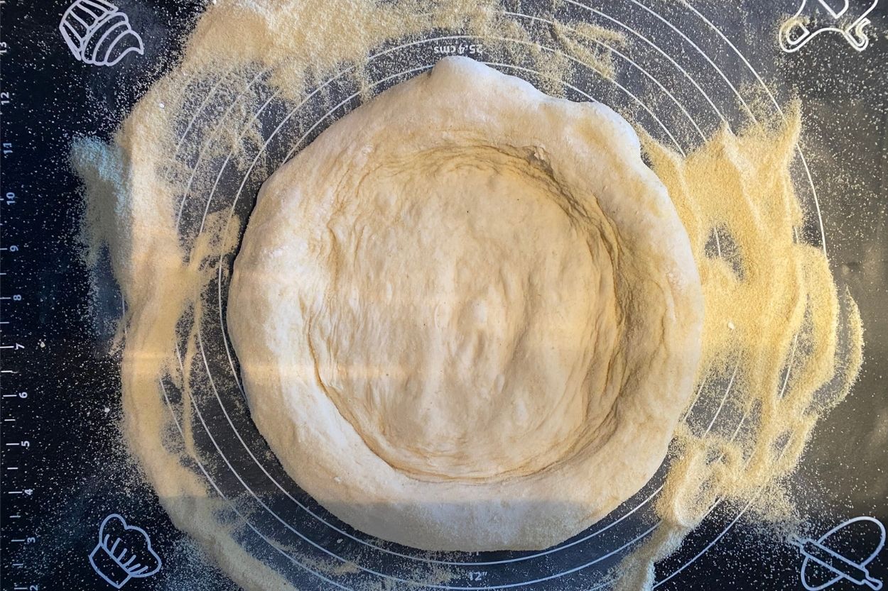 Orijinal Pizza Hamuru Tarifi