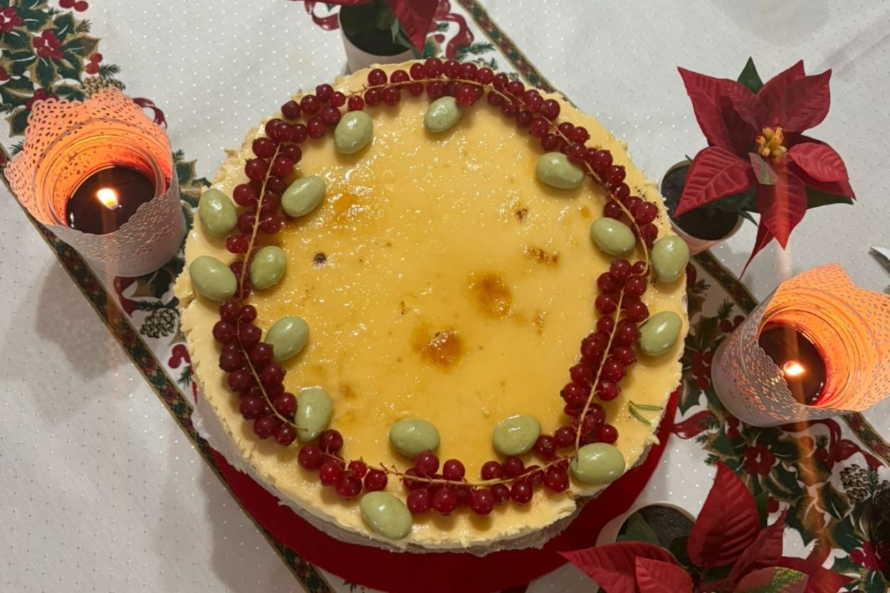 Süt Reçelli Creme Brulee Cheesecake Tarifi