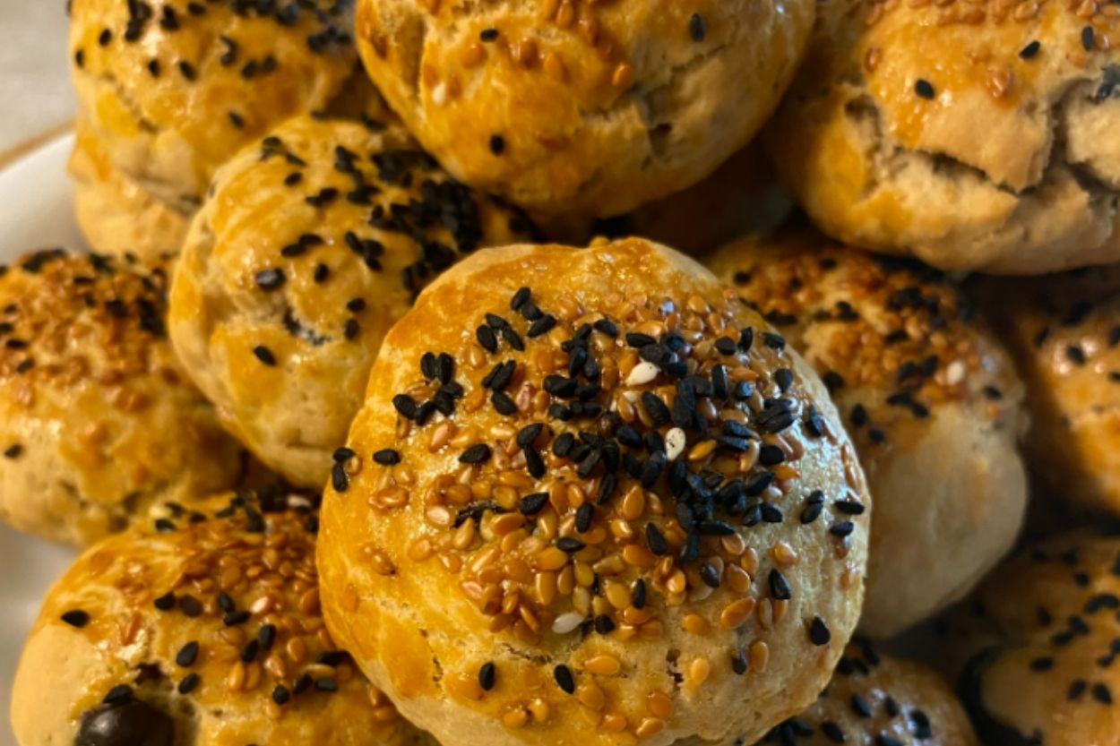 Yulaf Unlu Zeytinli Poğaça Tarifi