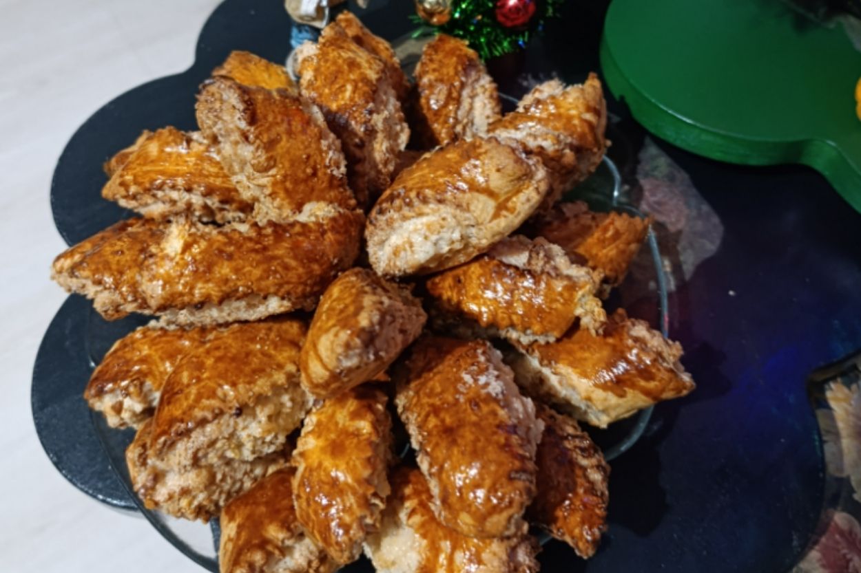 Bademli Cevizli Rulo Kurabiye Tarifi