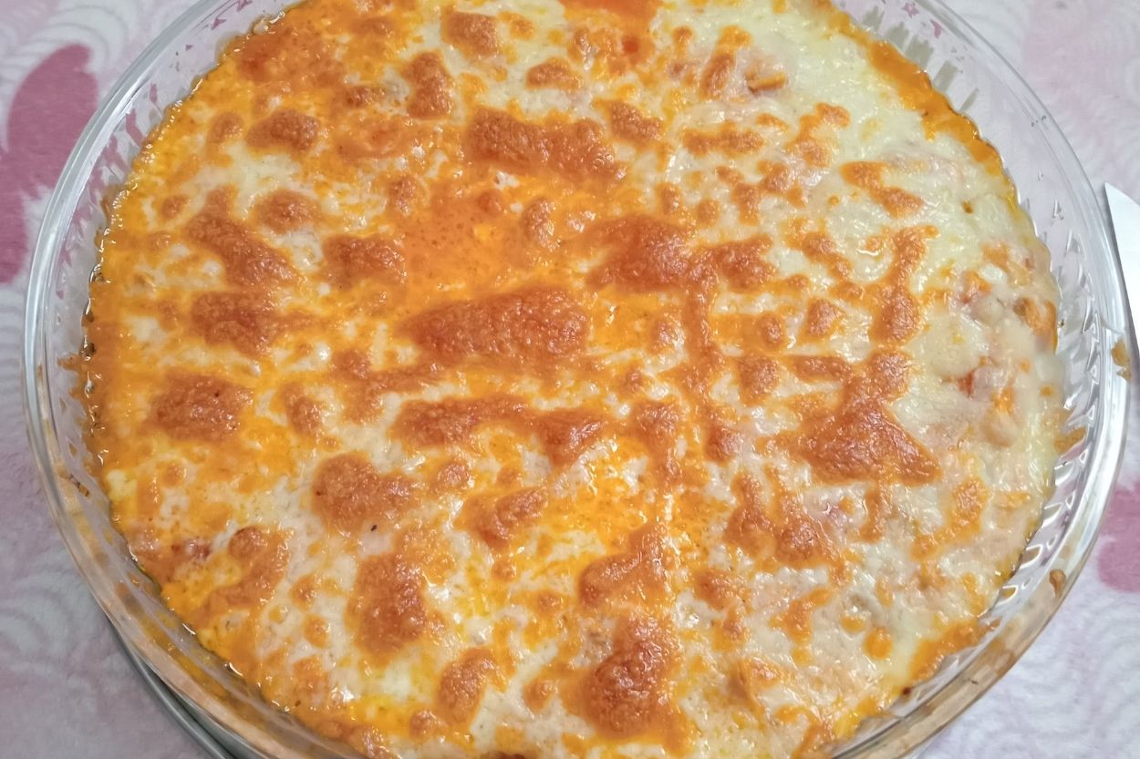 Beşamel Soslu Patatesli Fırında Tavuk Tarifi