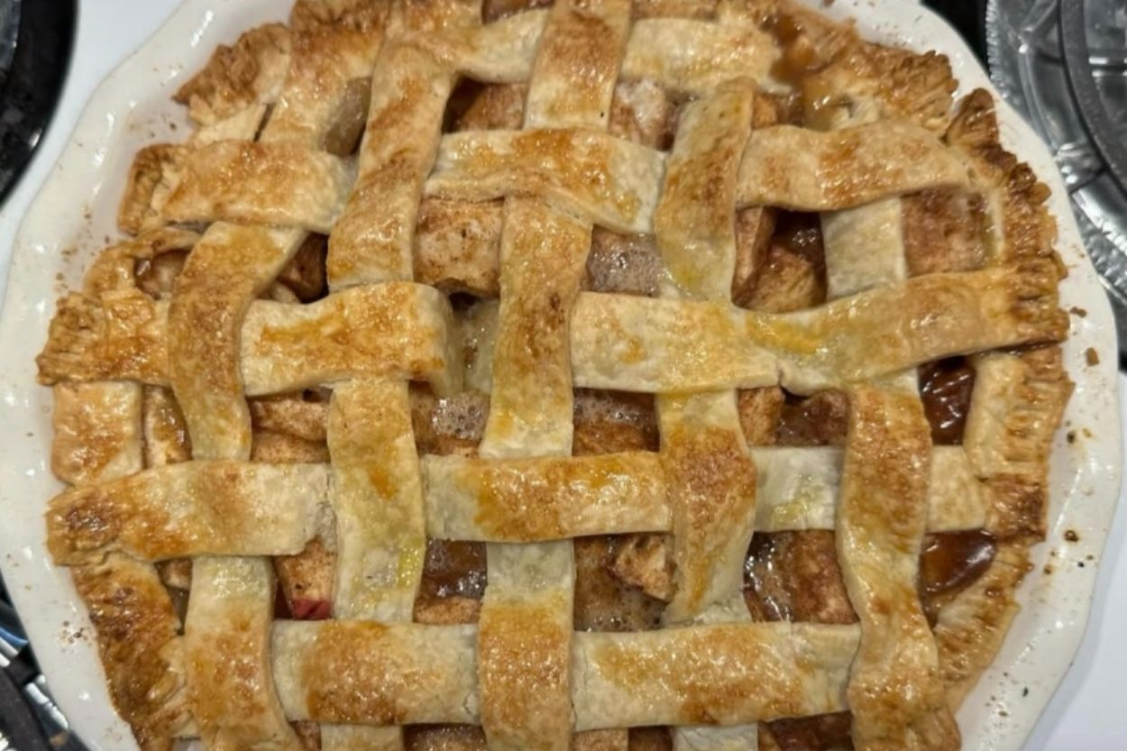 Kıyır Kıyır Elmalı Turta Tarifi