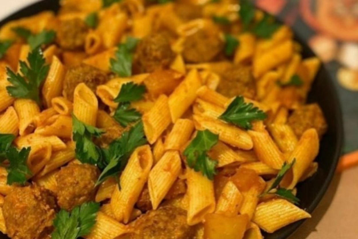 Minik Köfteli Makarna Tarifi