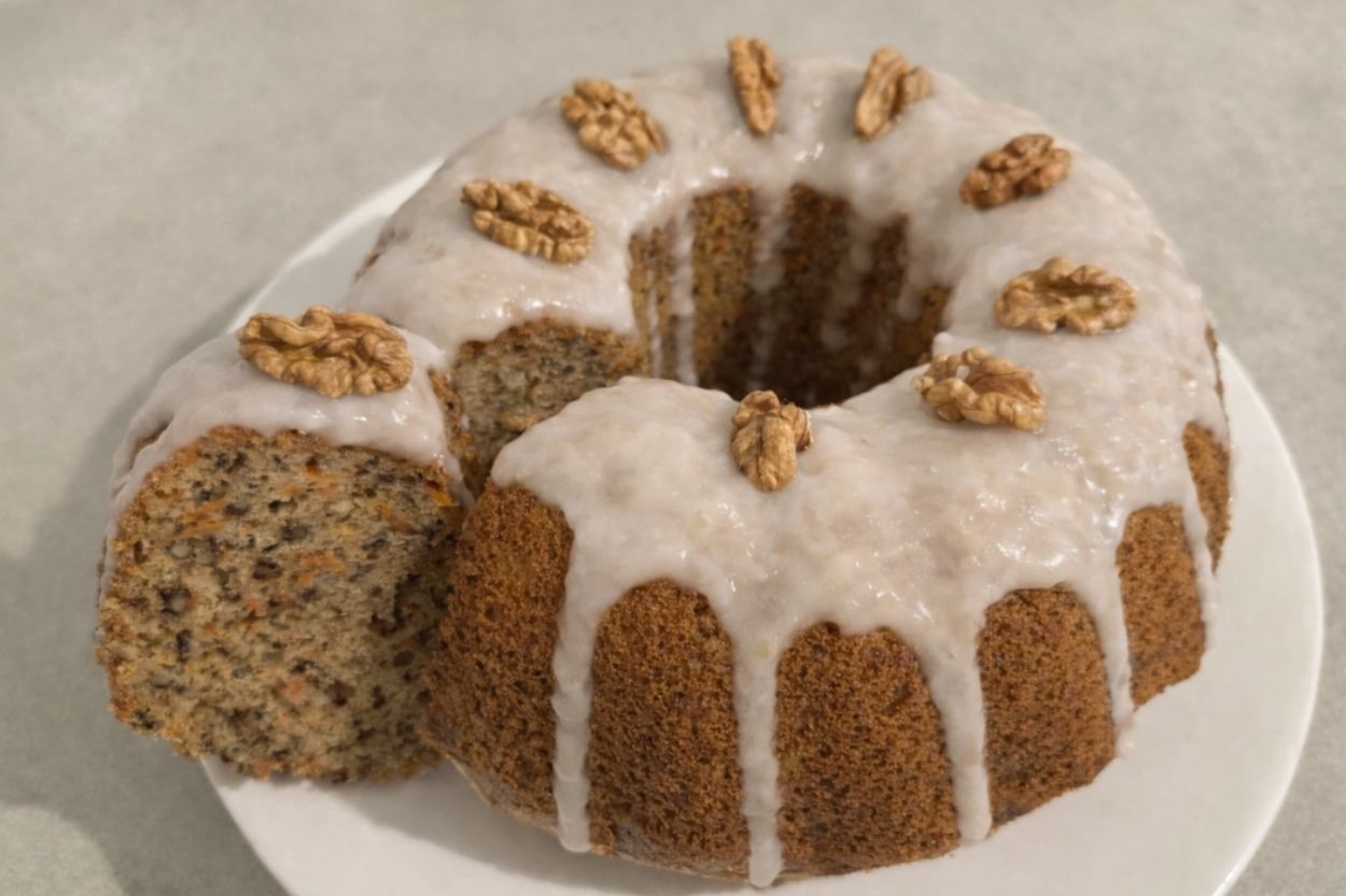 Pastane Usulü Havuçlu Kek Tarifi