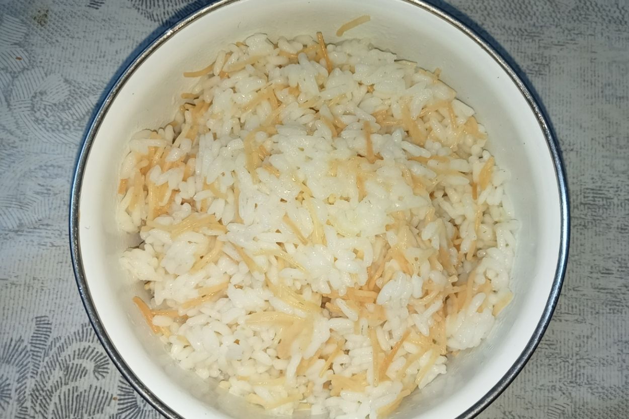 Tam Ölçülü Tel Şehriyeli Pirinç Pilavı Tarifi