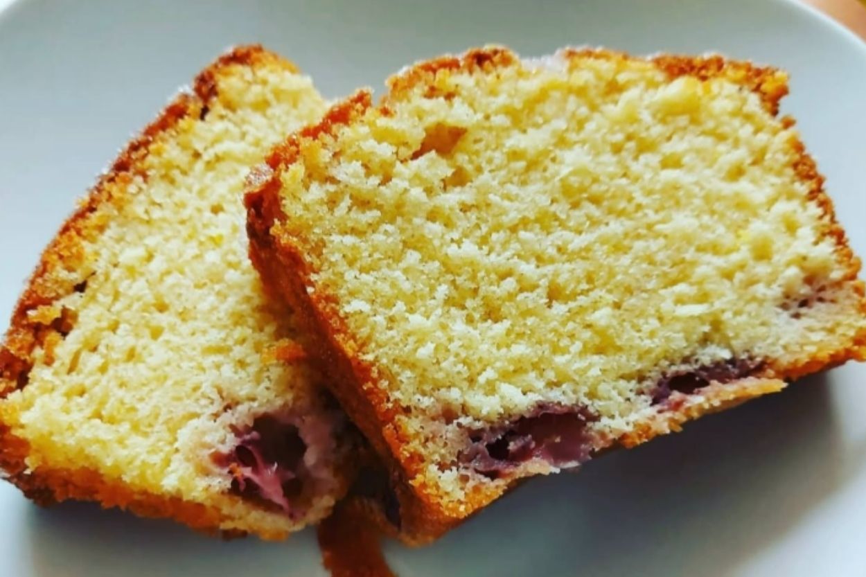 Vişneli Ev Keki Tarifi