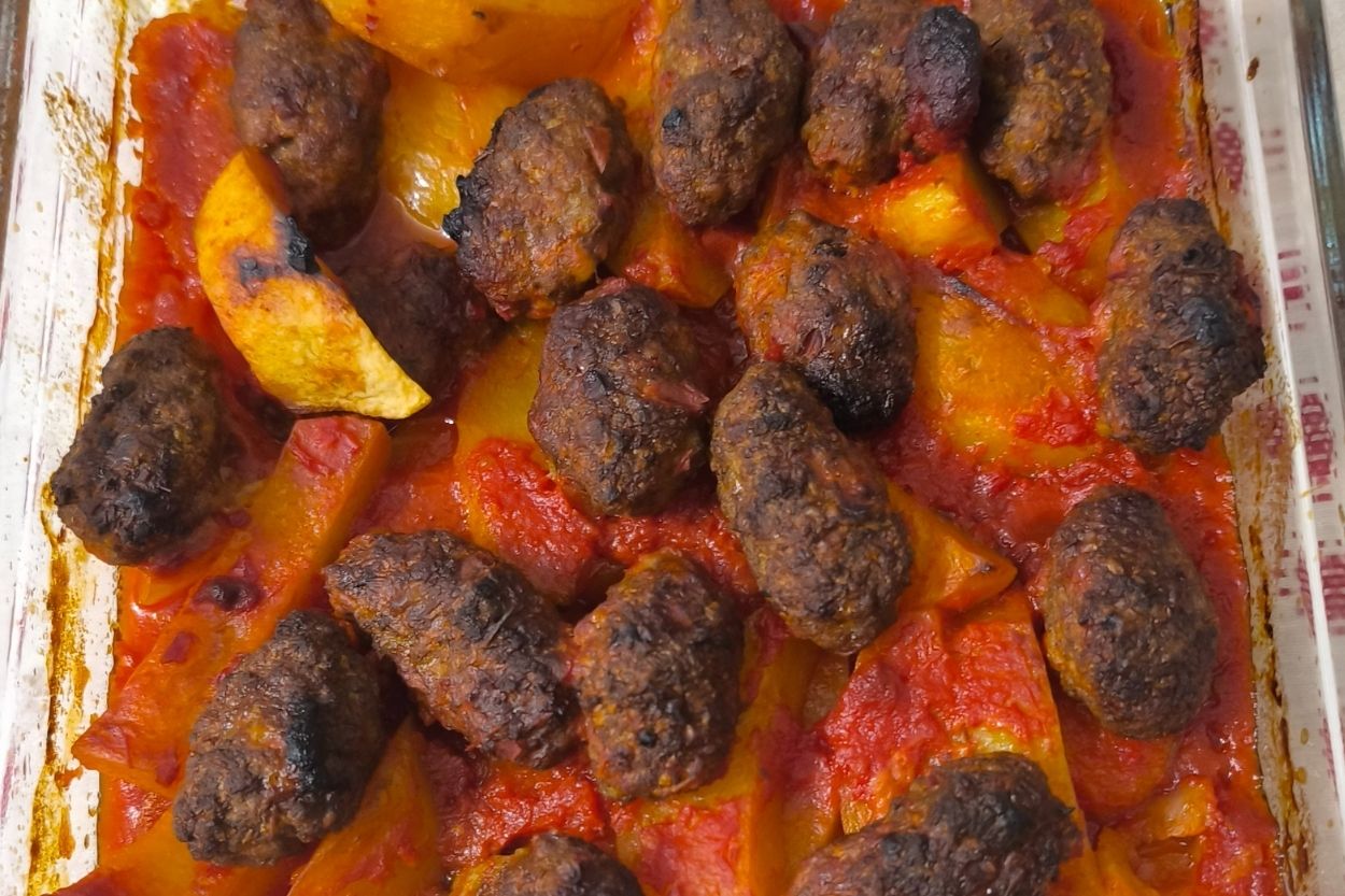 Fırında İzmir Köfte Tarifi