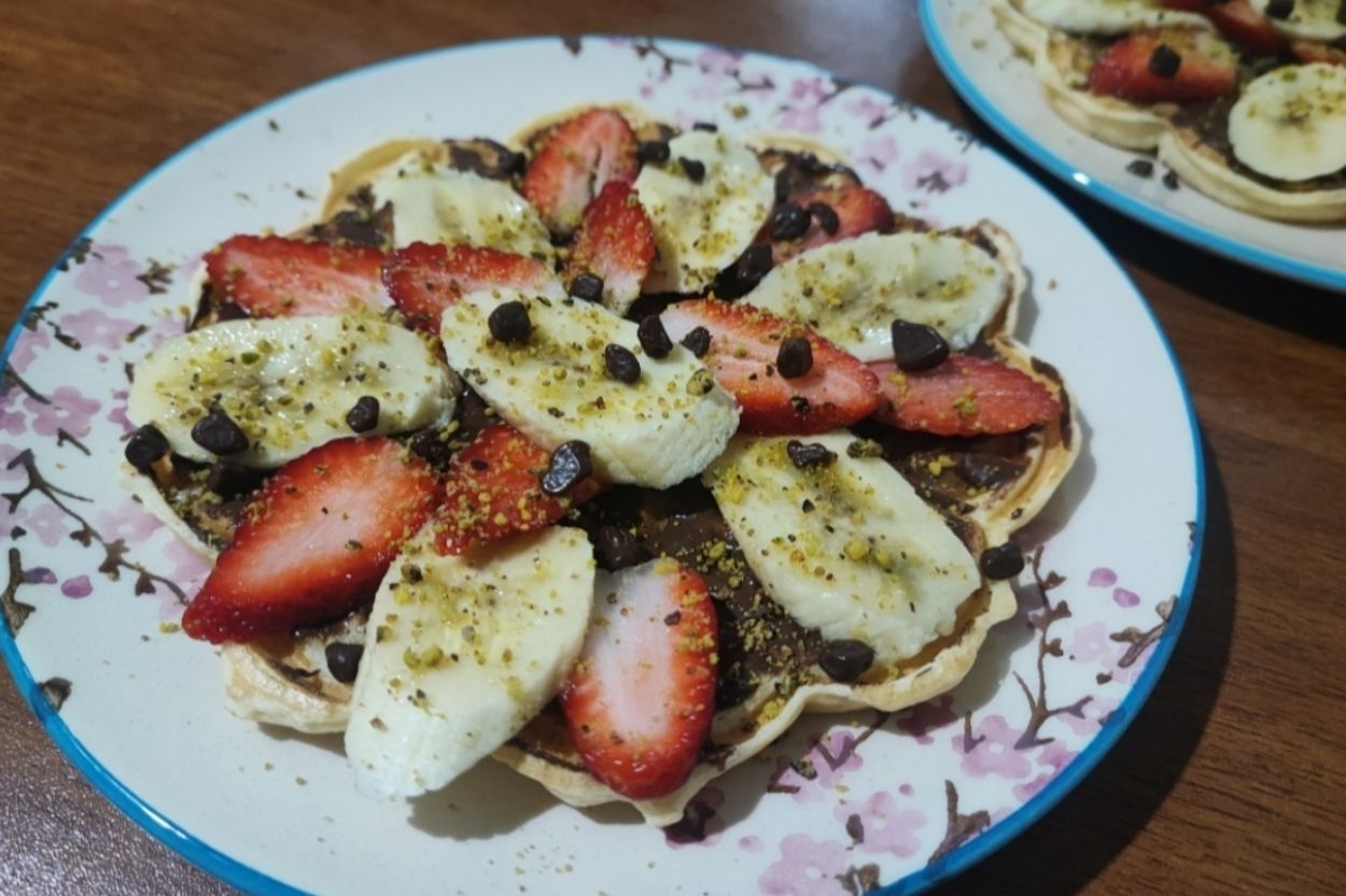 Muzlu Çilekli Waffle Tarifi