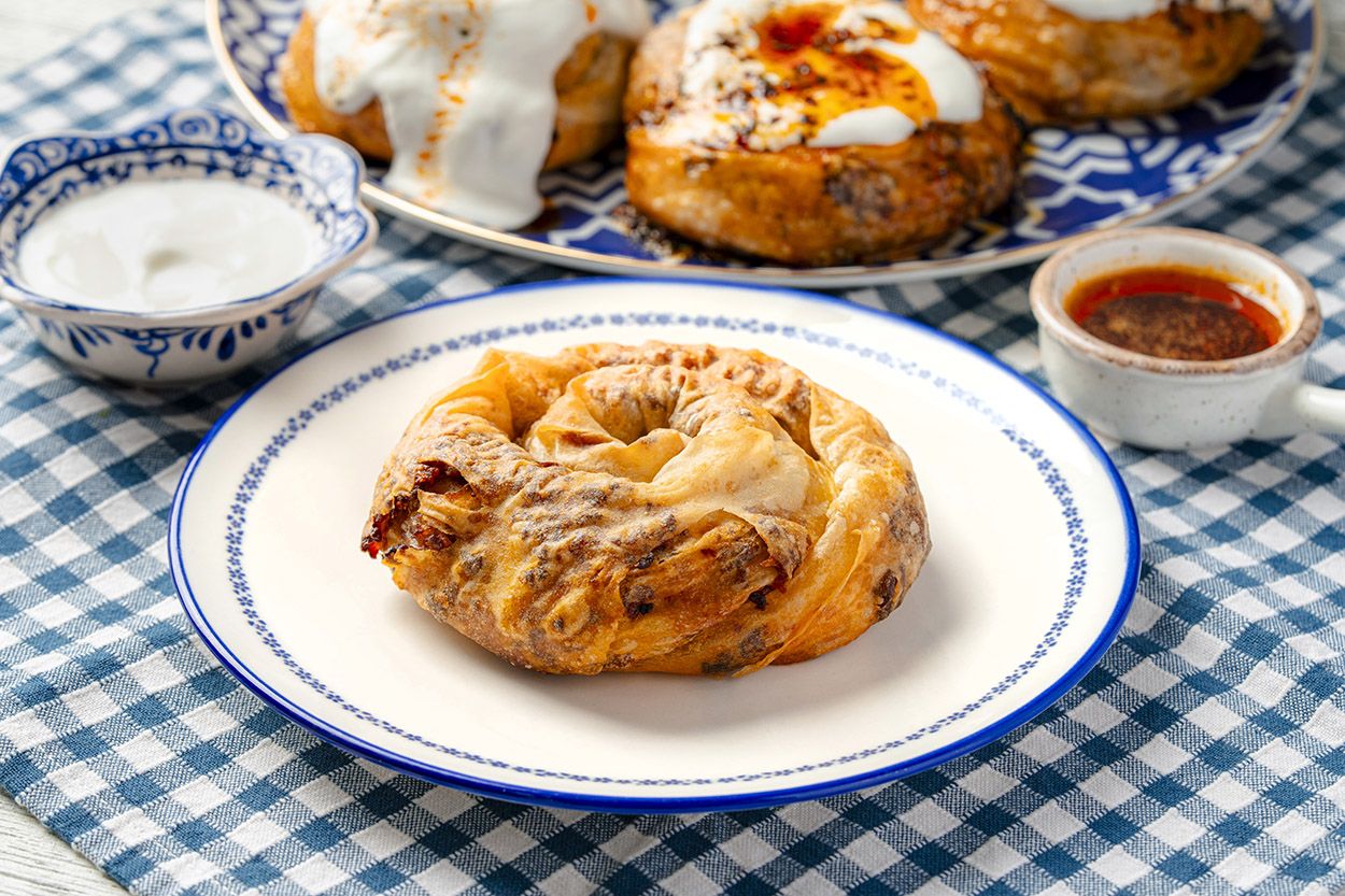 Yufkadan Gül Mantısı Tarifi