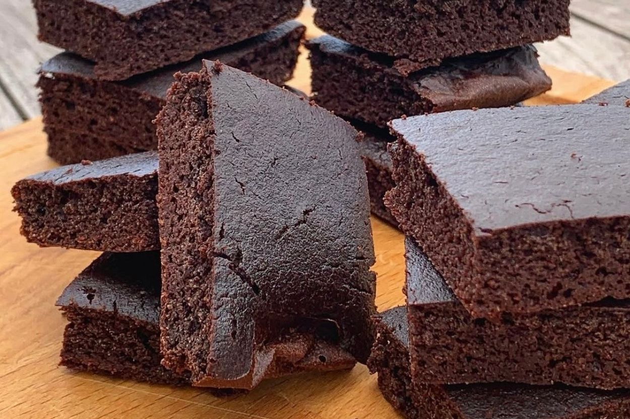 Çikolatalı Ev Yapımı Kek Tarifi