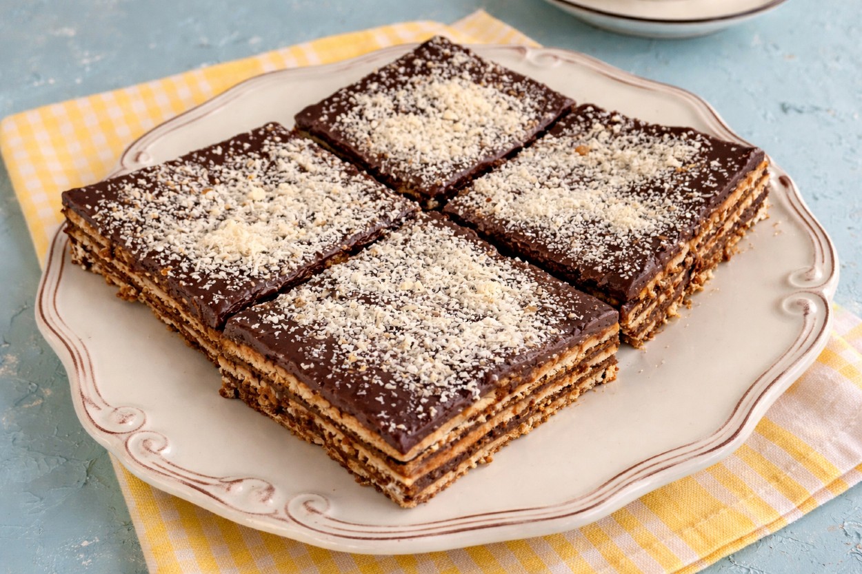 Pudingli Bisküvili Pasta Tarifi