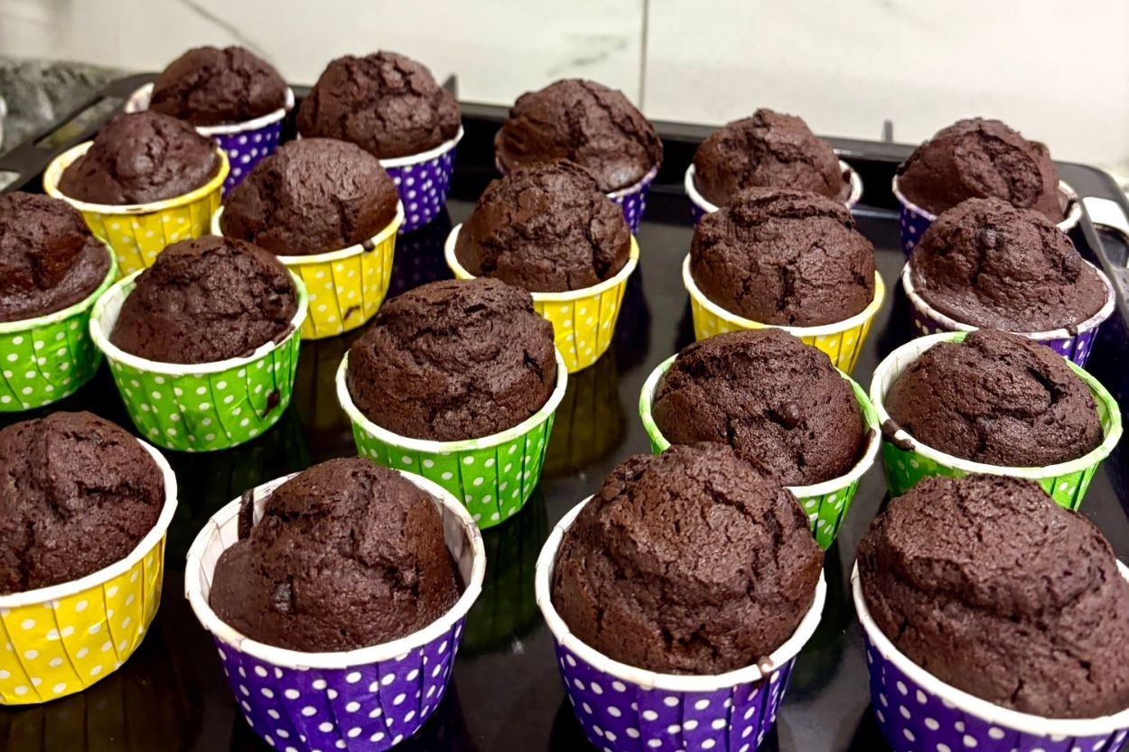 Damla Çikolatalı Pratik Muffin Tarifi