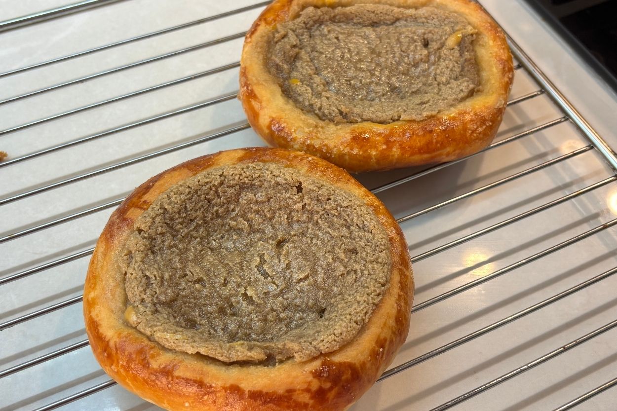 Pastane Usulü Tahinli Pide Tarifi