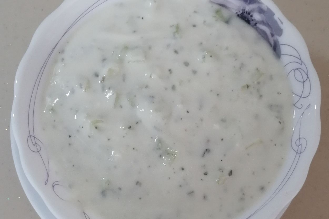 Sarımsaklı Cacık Tarifi