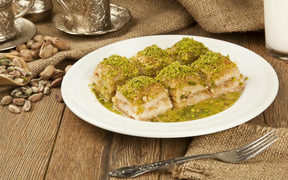 Sutlu Nuriye Tarifi Nasil Yapilir Yemek Com