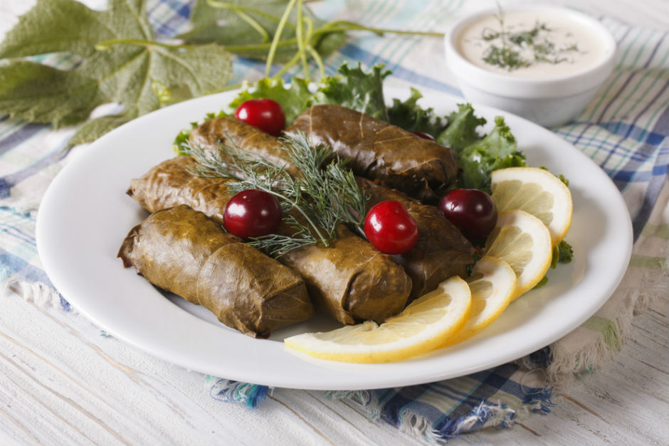 Visneli Yaprak Sarma Tarifi Nasil Yapilir Yemek Com