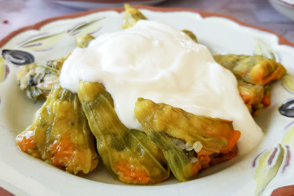 kabak cicegi dolmasi tarifi nasil yapilir yemek com