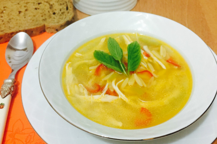 Şehriyeli Tavuklu Çorbası by Sahan Mezopotamian, Auburn