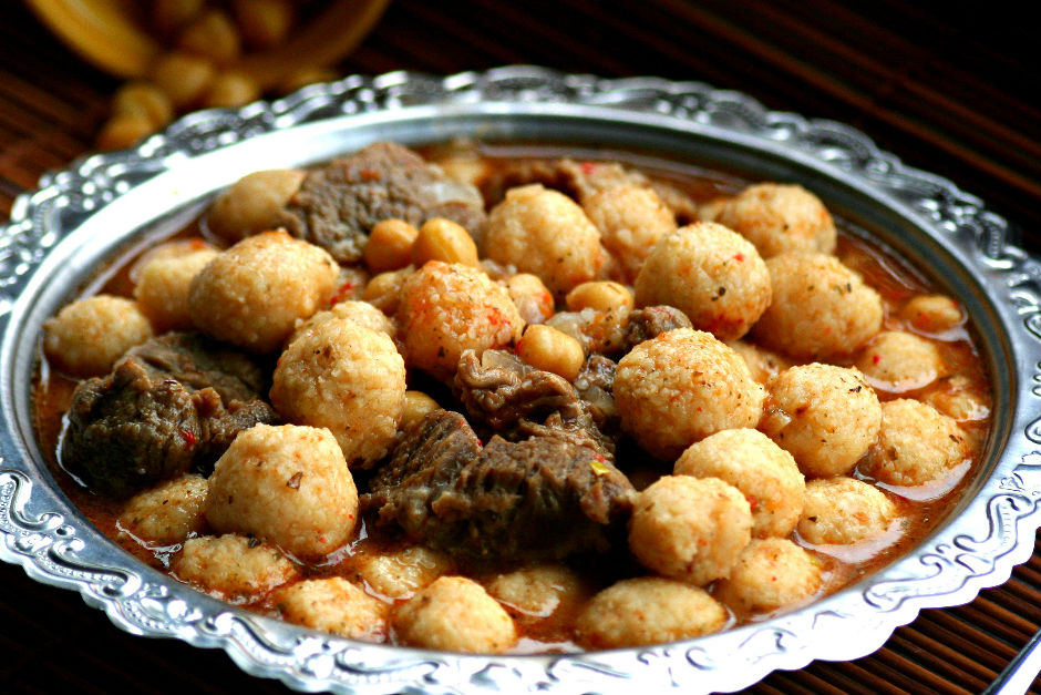 Topalak Corbasi Tarifi Nasil Yapilir Yemek Com