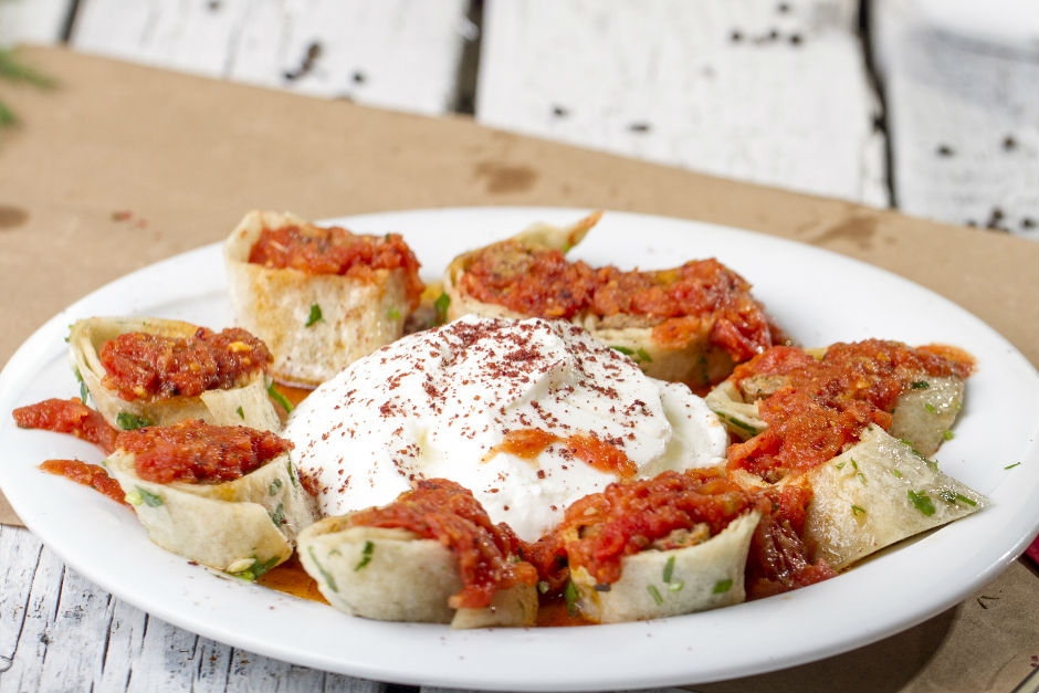 Beyti Sarma Yapimi Tarifi Nasil Yapilir Yemek Com