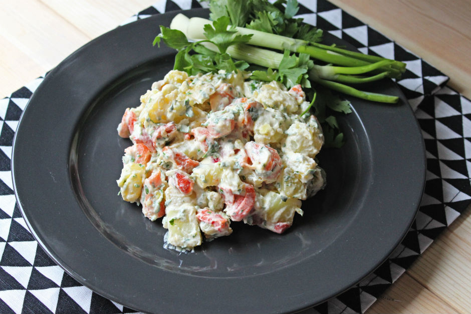 En lezzetli salata tarifi buluyoruz En lezzetli salata tarifi buluyoruz