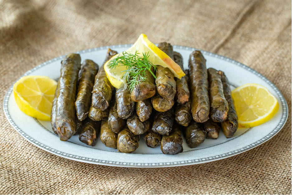 taze yaprak sarmasi tarifi nasil yapilir yemek com