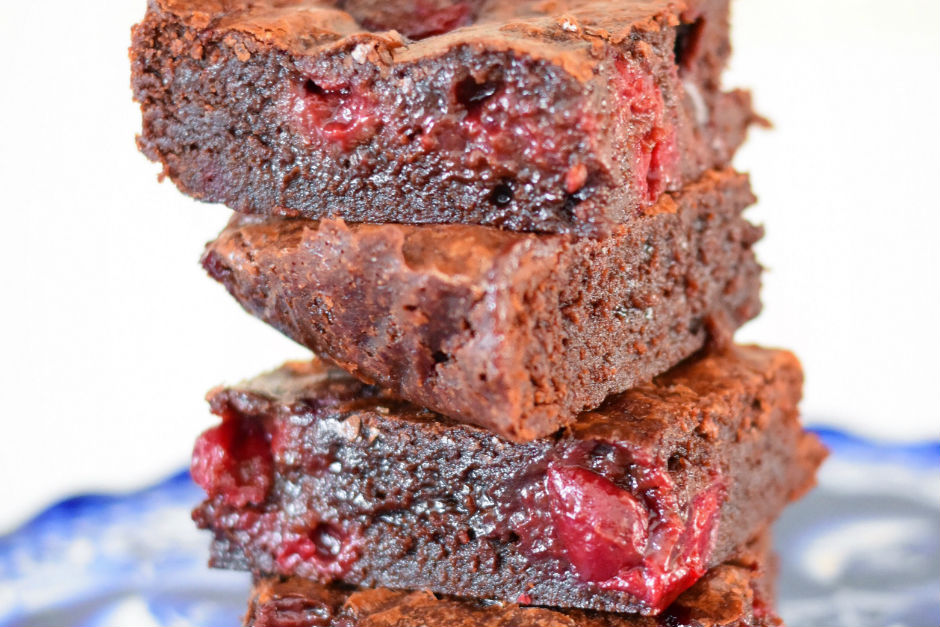 Visneli Islak Brownie Tarifi Nasil Yapilir Yemek Com