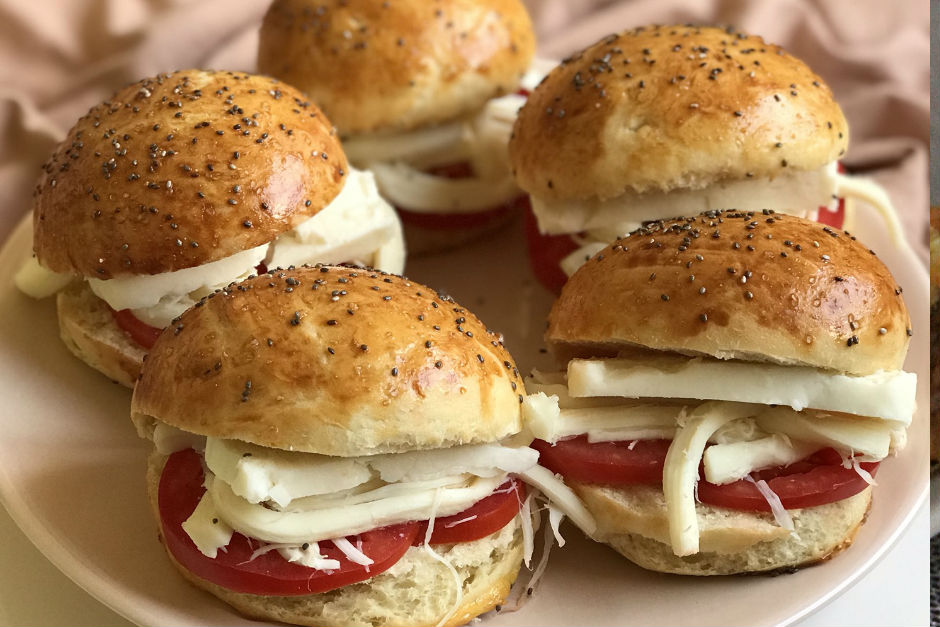 Sandvic Hamburger Ekmegi Tarifi Nasil Yapilir Yemek Com