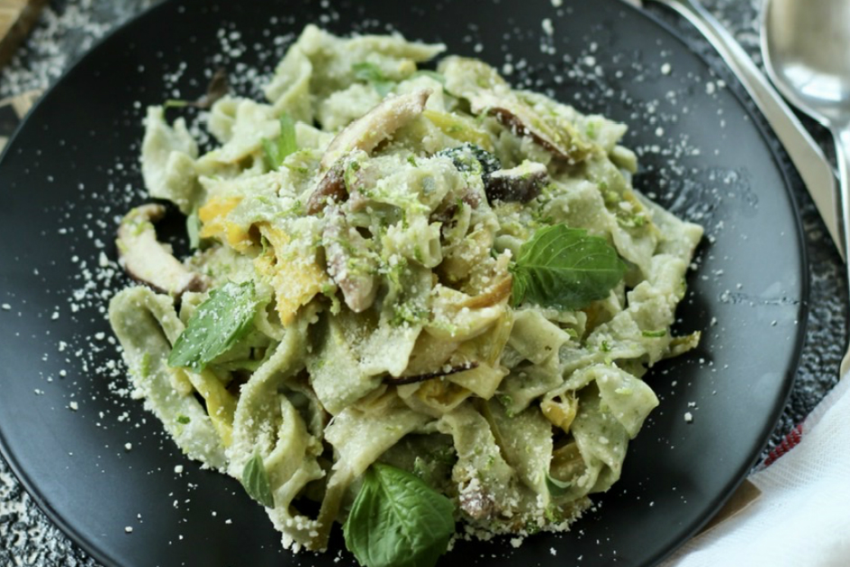kremali ev yapimi fettuccine tarifi nasil yapilir yemek com yemek com