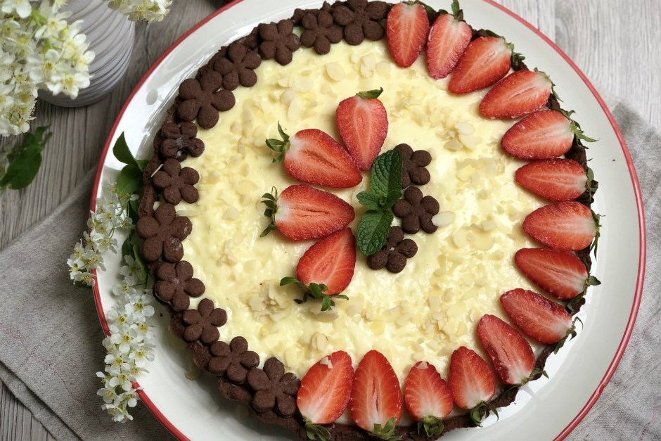 Kakaolu Cilekli Tart Tarifi Nasil Yapilir Yemek Com Yemek Com