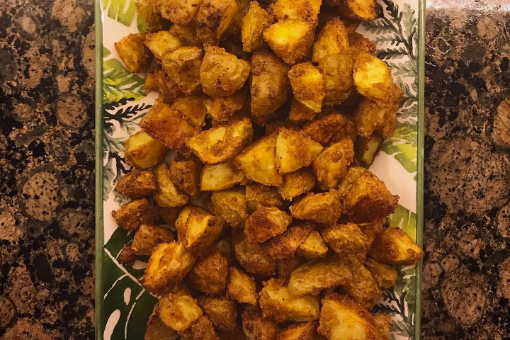 Firinda Parmesanli Bebek Patates Tarifi Nasil Yapilir Yemek Com