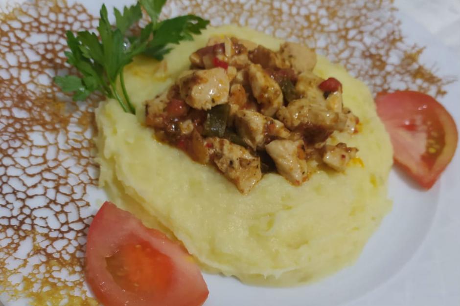 patates pureli tavuk sote tarifi nasil yapilir yemek com
