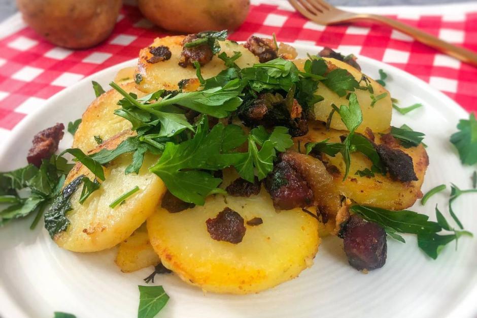 pastirmali patates kavurmasi tarifi nasil yapilir yemek com