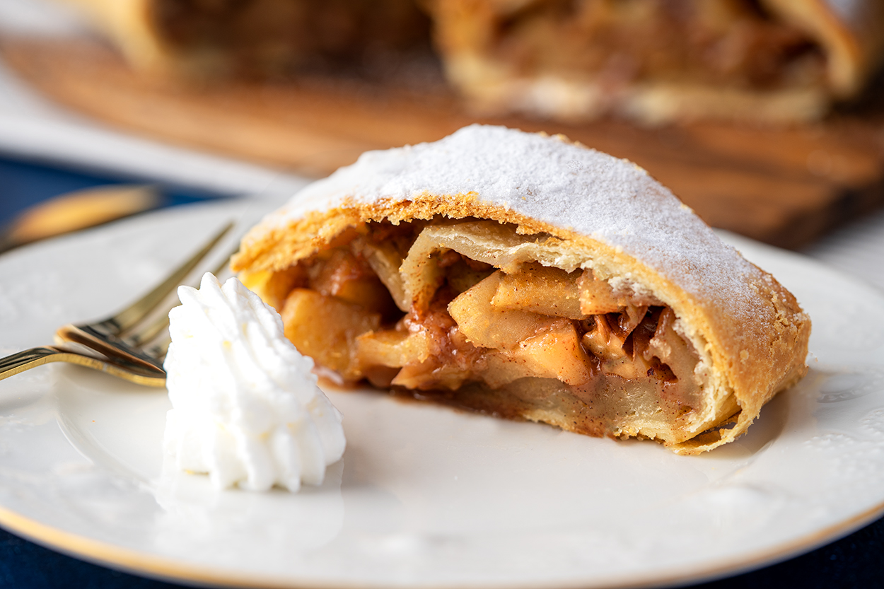 Elmalı Strudel Tarifi